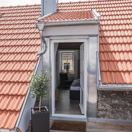 Freyzeit Haeuschen In Appartement *